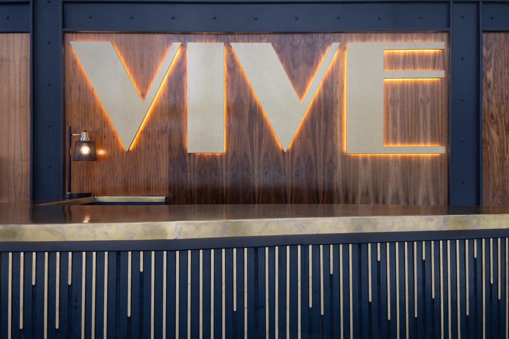 Vive Hotel Hastings Zewnętrze zdjęcie